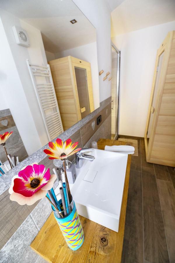 Fenat Aparthotel Introd Kültér fotó